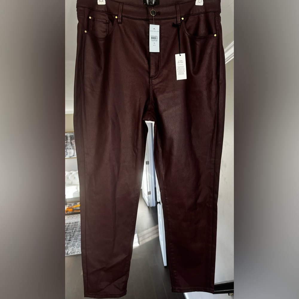 NWT Ann Taylor 16P Maroon Faux Leather High Waist Skinny Pant